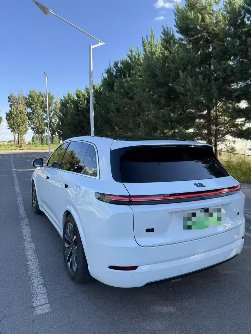 呼和浩特25年理想L77