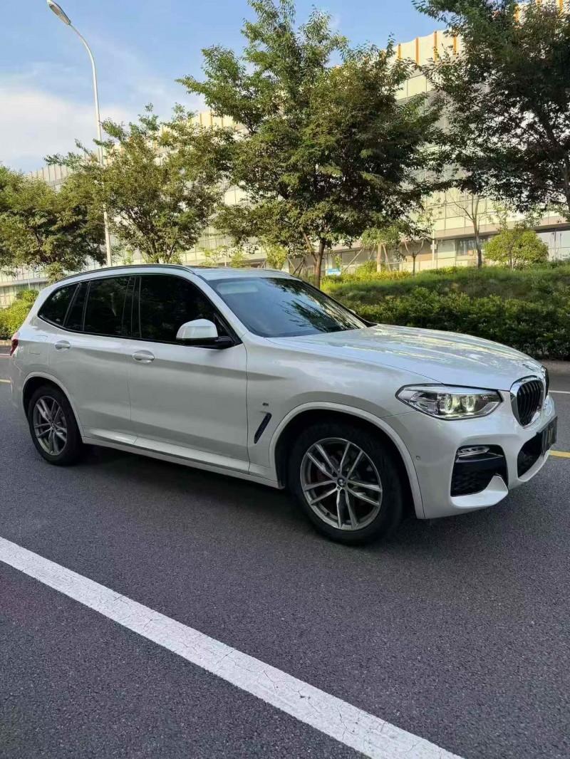 济宁19年宝马X32