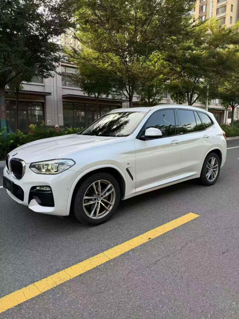 济宁19年宝马X33