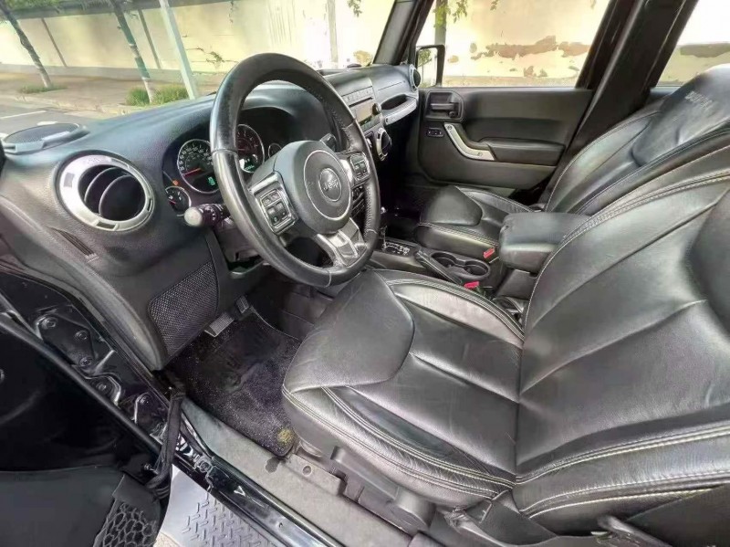 洛阳18年Jeep牧马人4