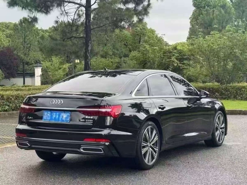 東營21年奧迪A6L8
