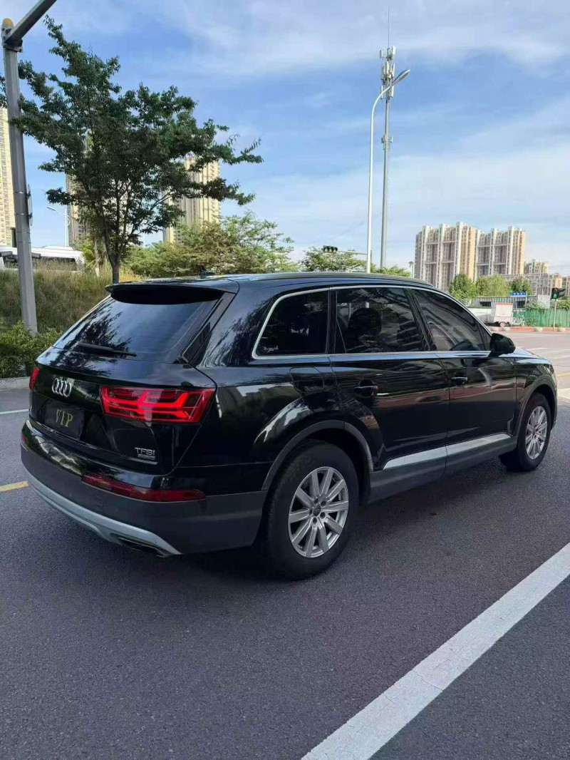 烟台16年奥迪Q77