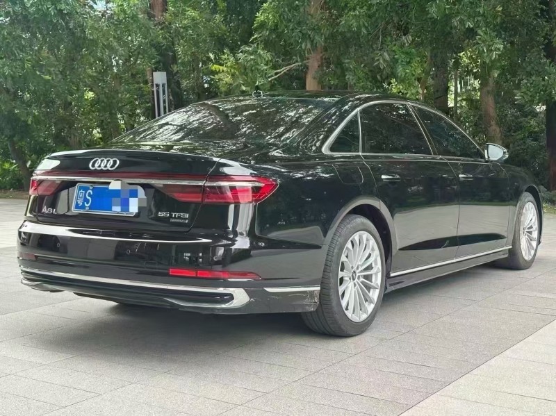 深圳23年奧迪A8L8