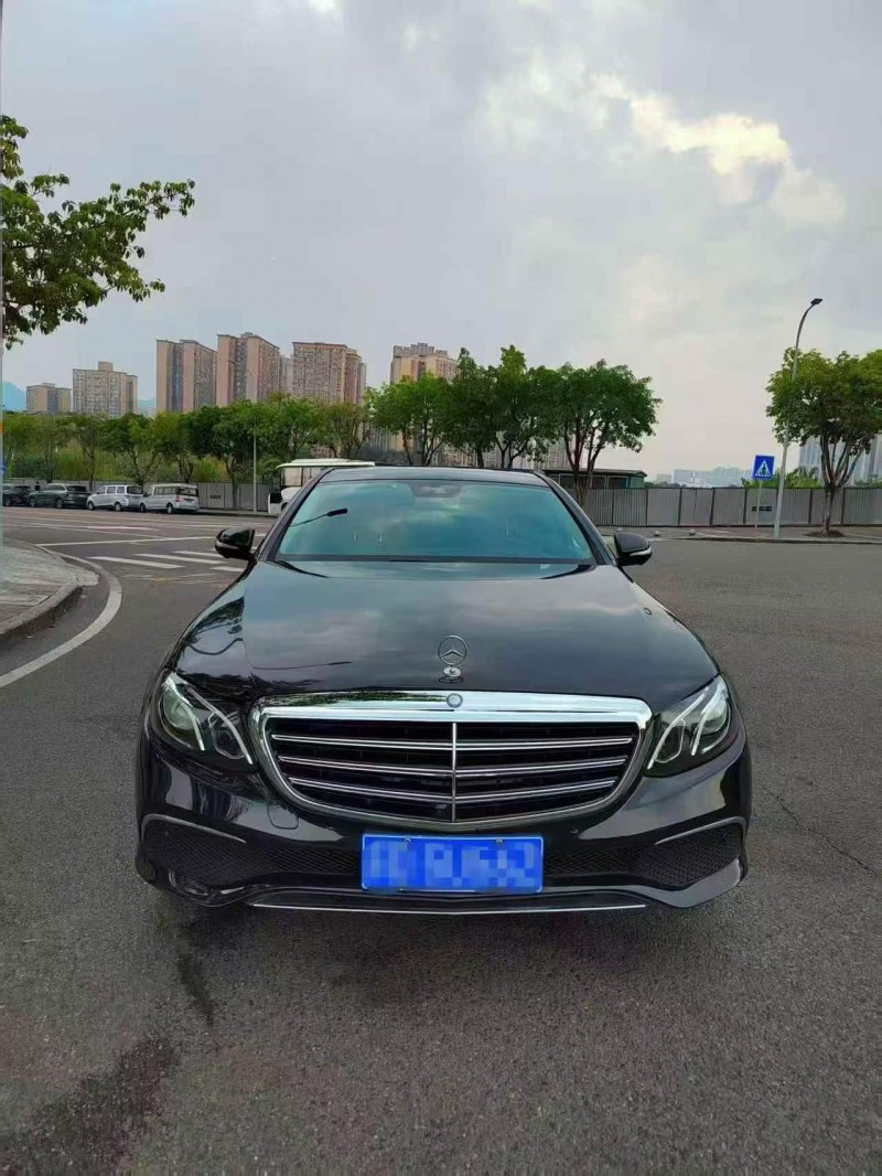 重庆17年奔驰E1