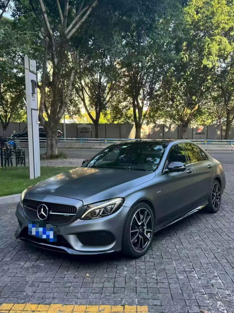 重庆18年奔驰AMG3