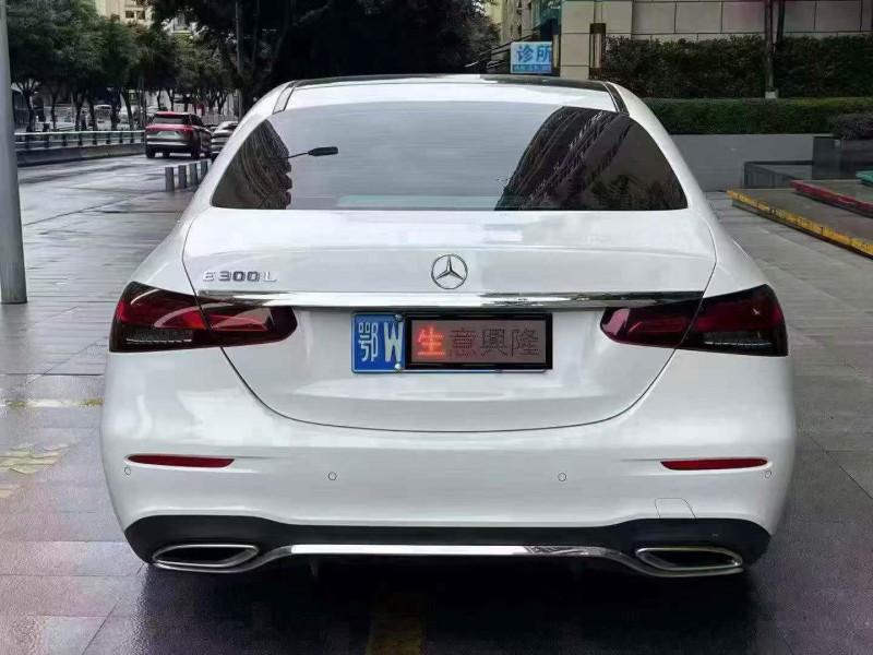 重庆23年奔驰E8