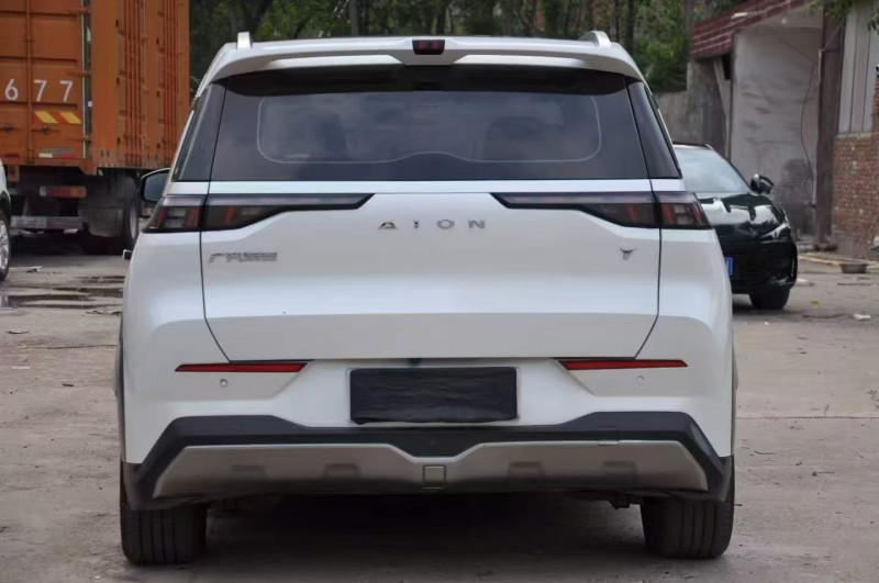 开封22年传祺埃安Y9