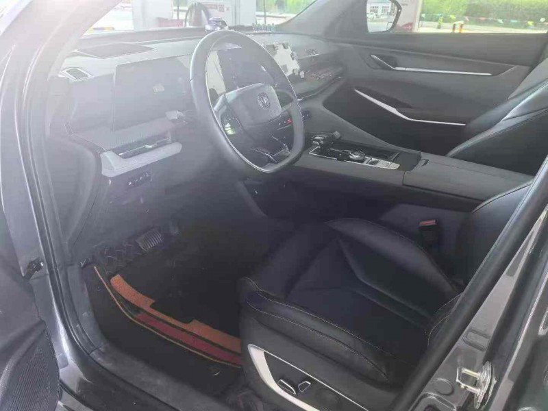 保定23年長安汽車CS756
