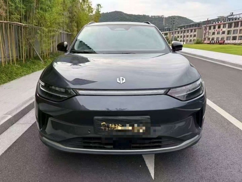 溫州25年零跑汽車C111