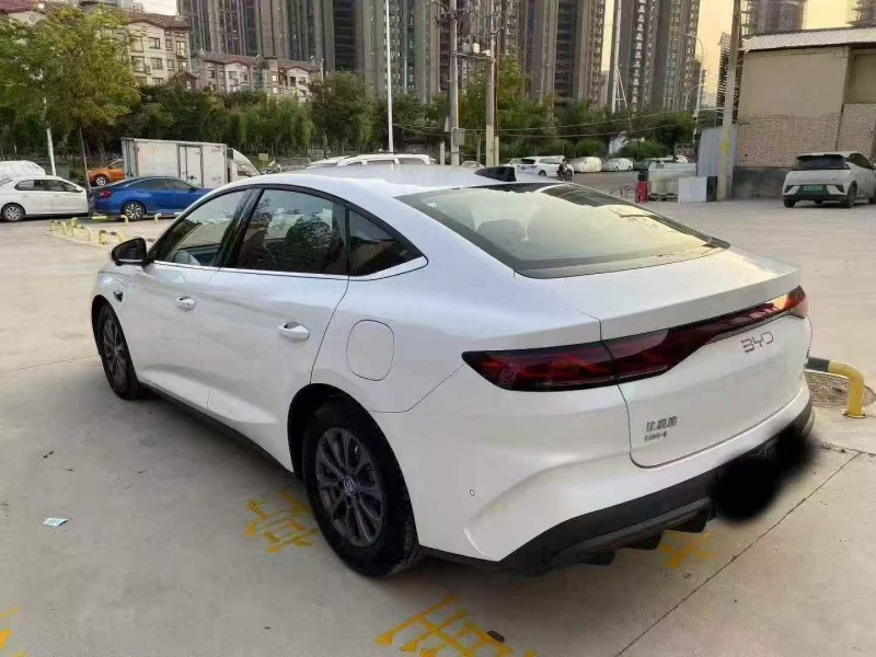 安陽25年比亞迪秦8