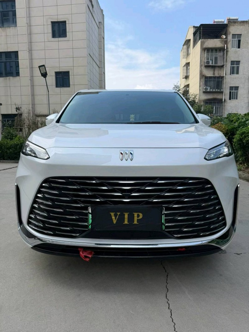 襄陽25年別克GL81