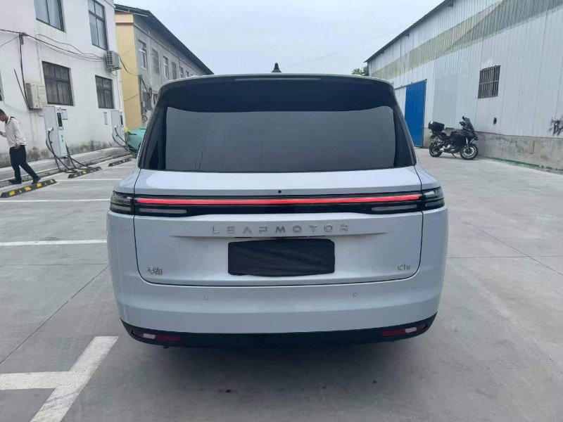 新鄉25年零跑汽車C169