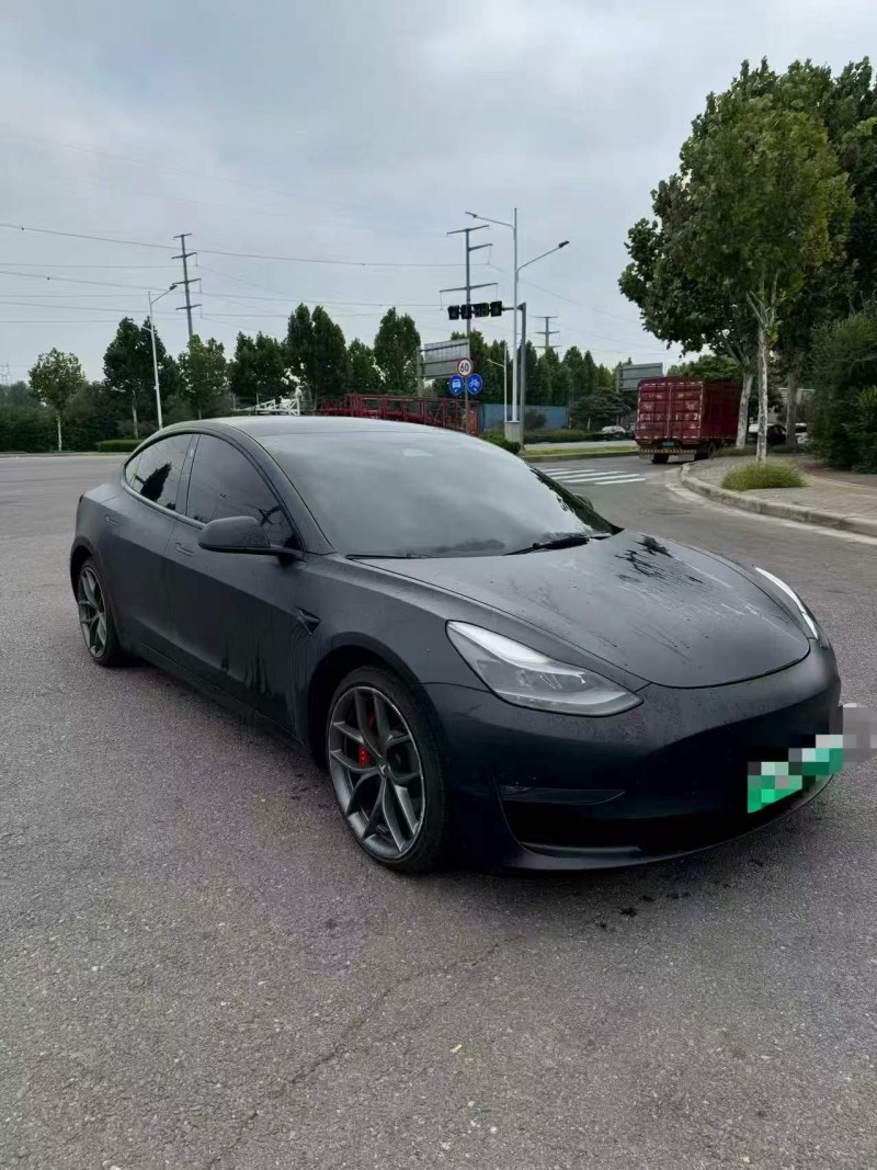 新鄉21年特斯拉MODEL 32