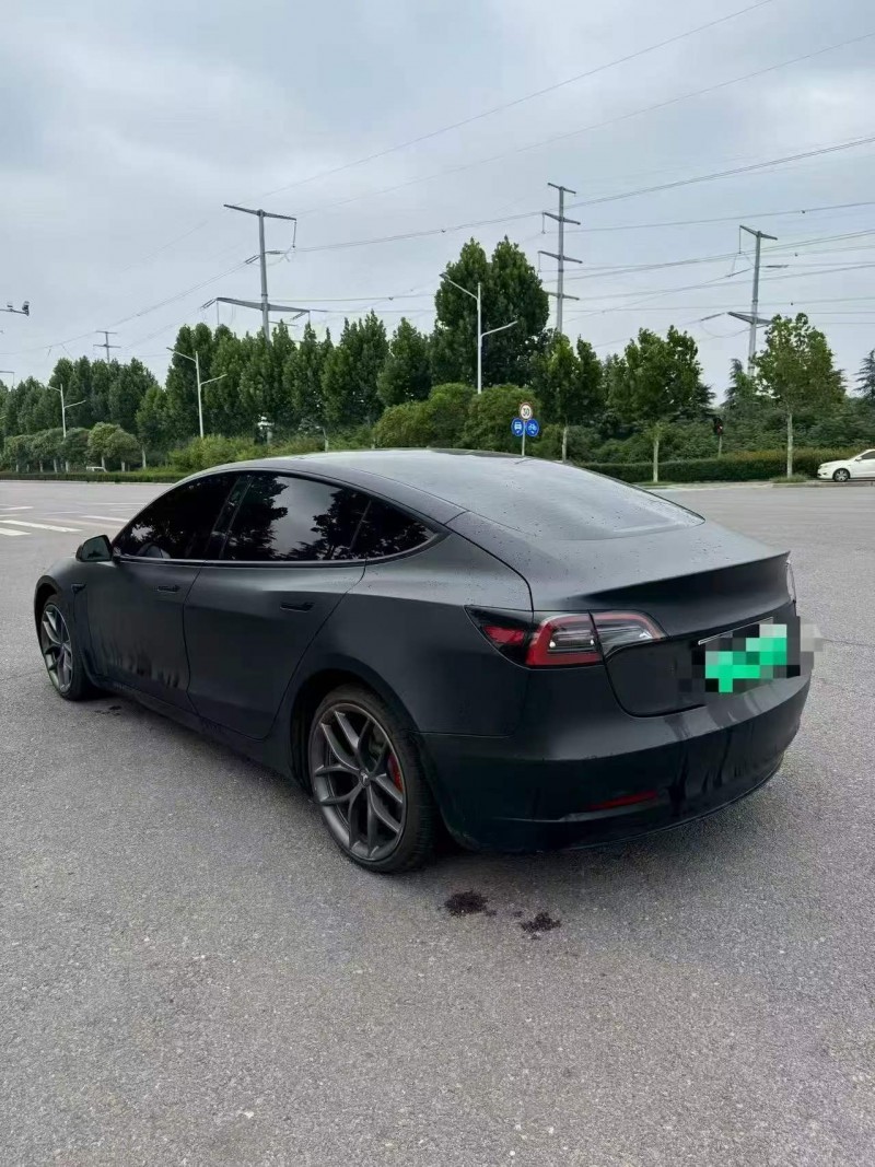 新鄉21年特斯拉MODEL 37