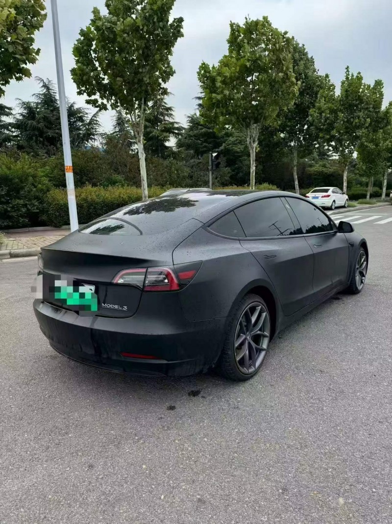 新鄉21年特斯拉MODEL 39