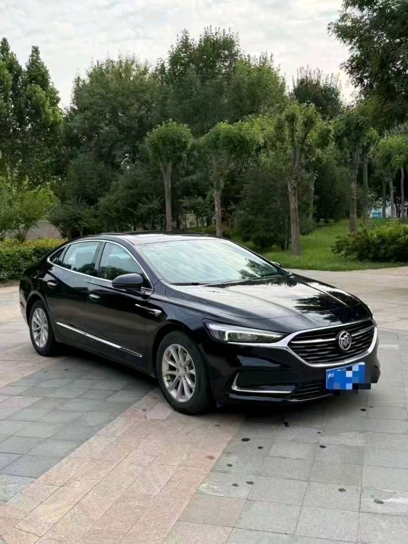 菏泽21年别克君越2