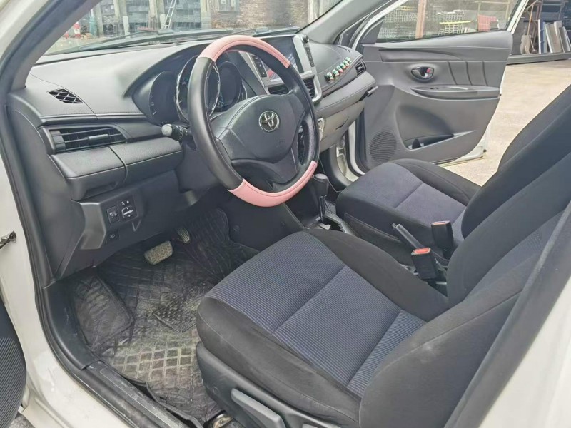 桂林18年豐田YARiS L 致炫7