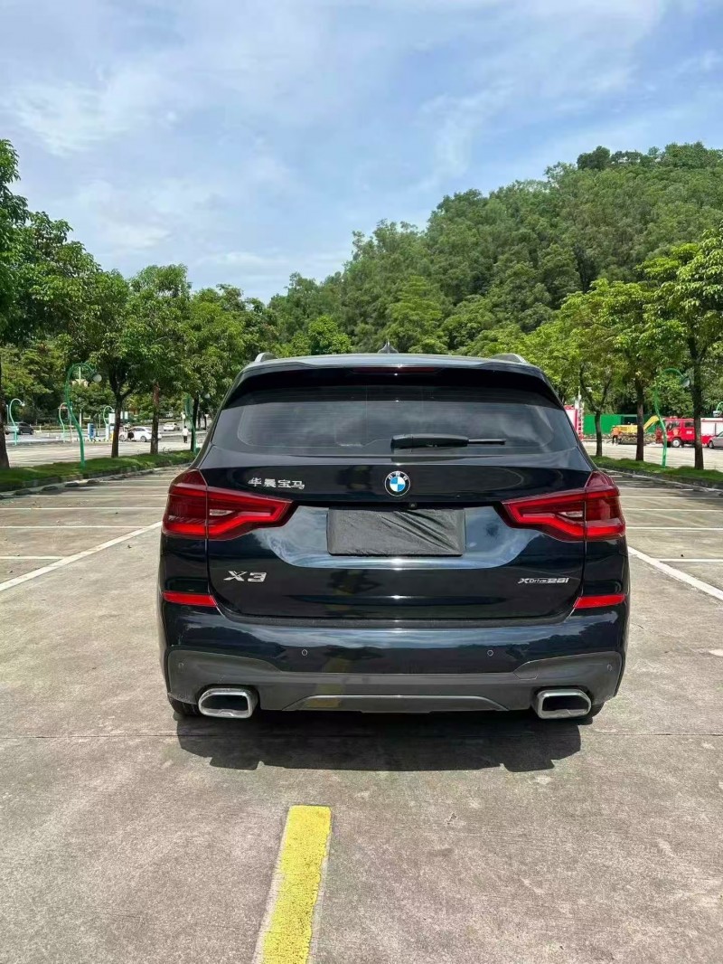 广州19年宝马X39