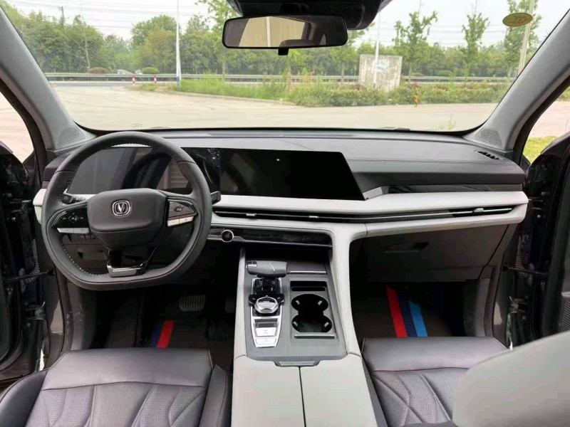 徐州25年長安汽車CS755
