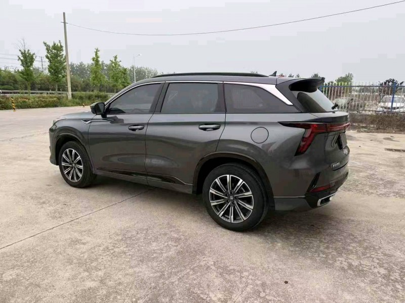 徐州25年長安汽車CS758
