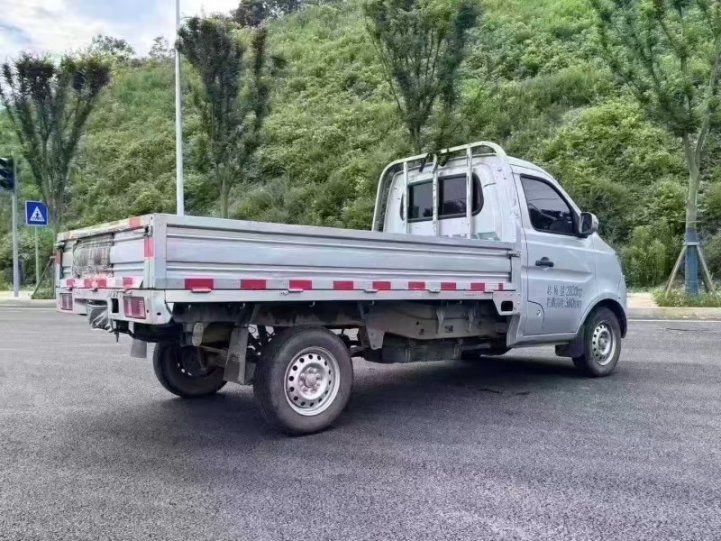 邵陽25年長安汽車跨越王5