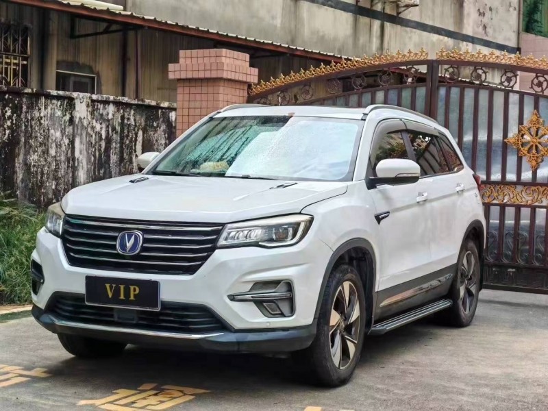 东莞19年长安汽车CS752