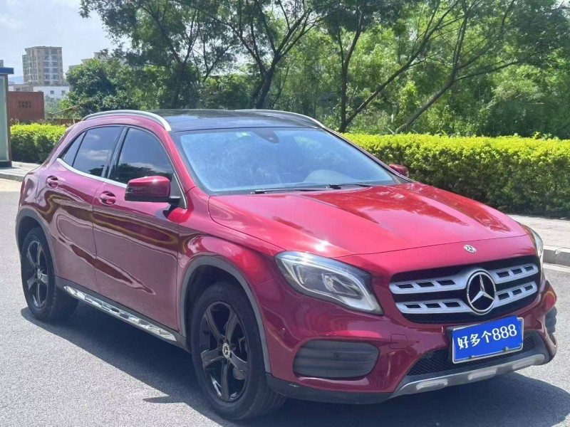 东莞19年奔驰GLA2