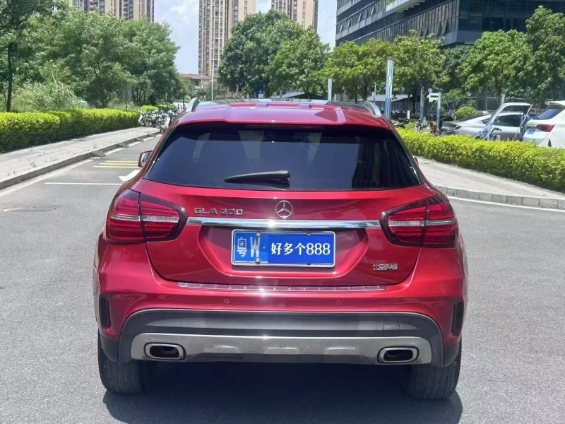 东莞19年奔驰GLA8