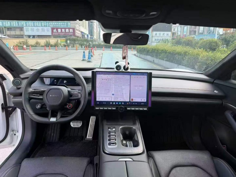 襄陽24年小米SU77