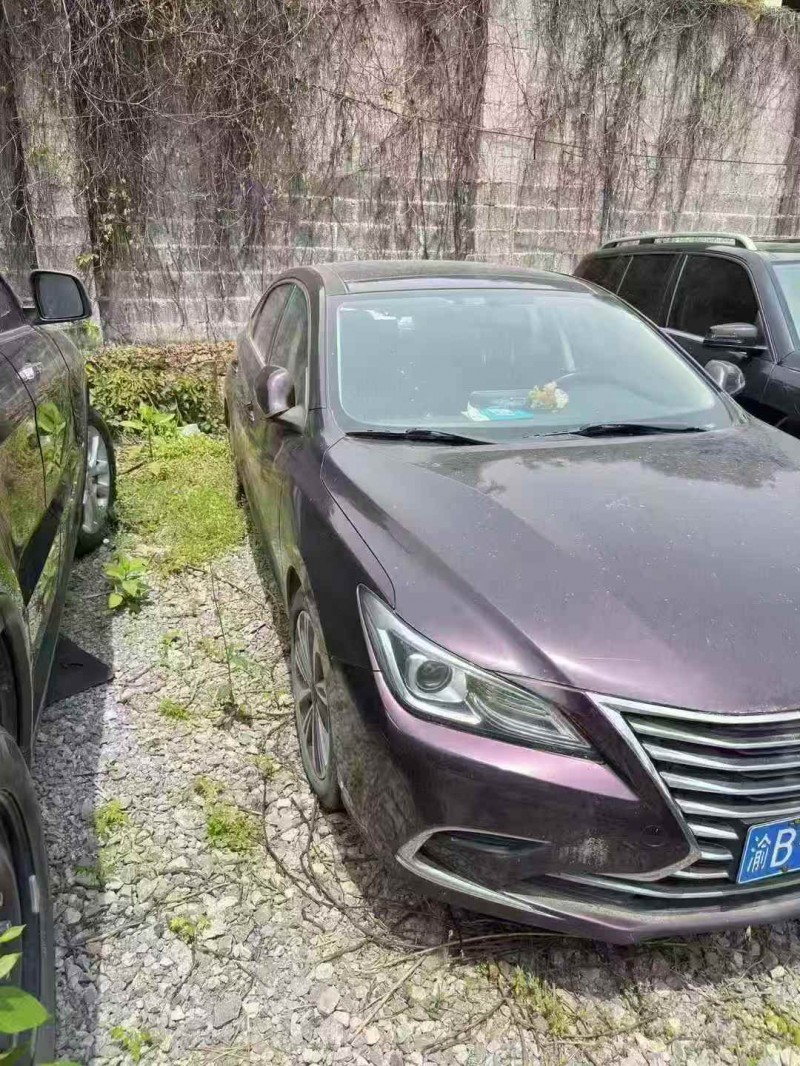 重慶18年長安汽車銳程2