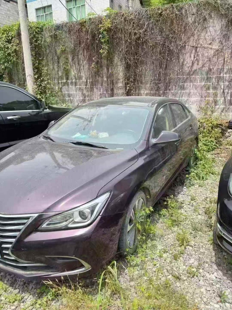 重慶18年長安汽車銳程3