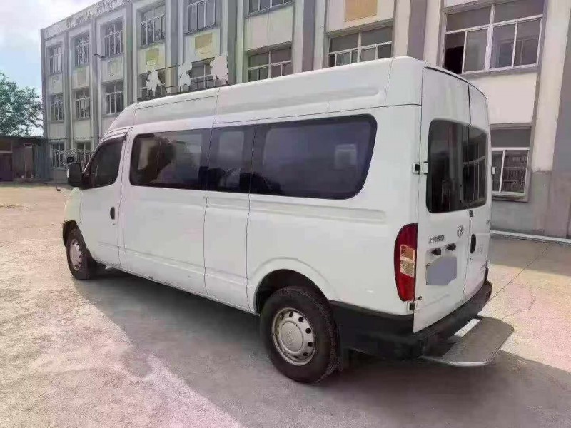 常州20年大通maxus8