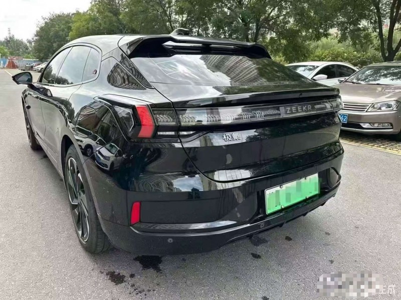 安陽23年極氪汽車0017