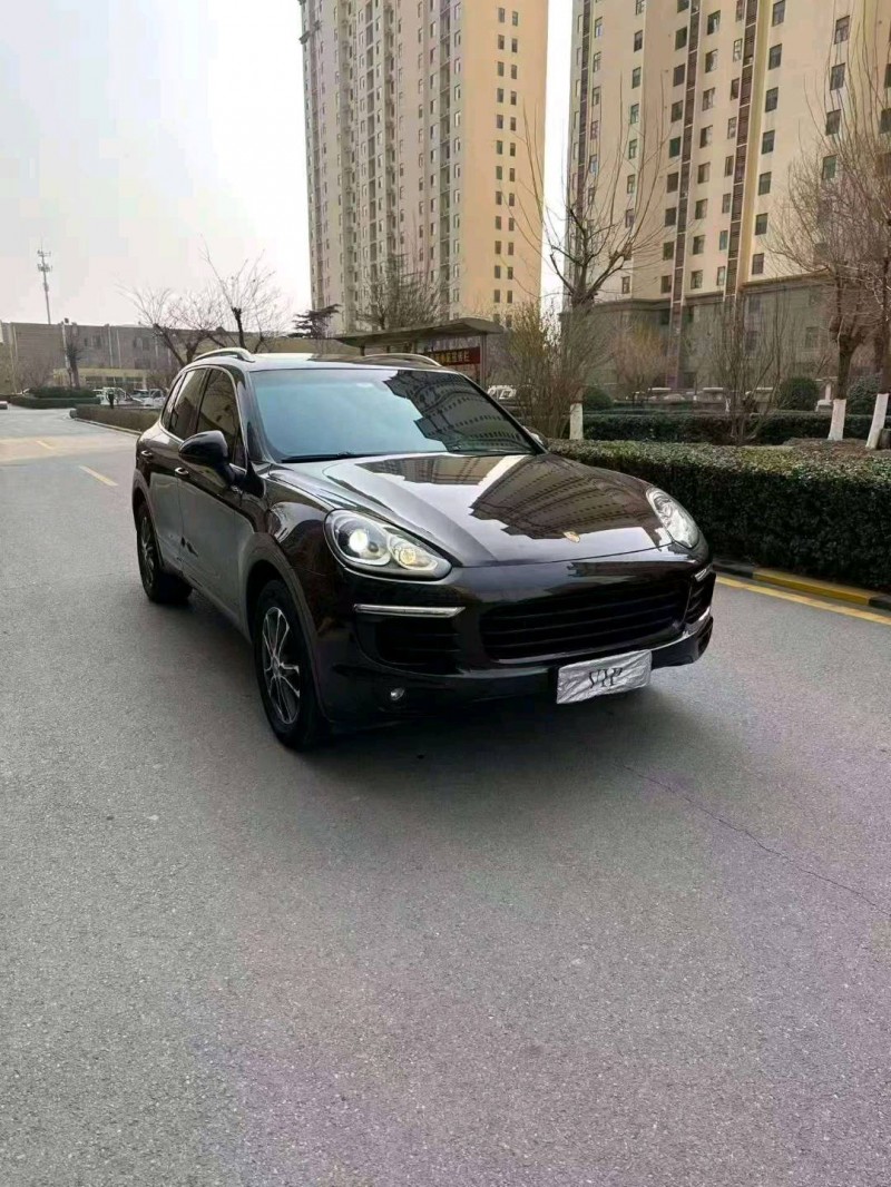 保定17年保時捷卡宴3