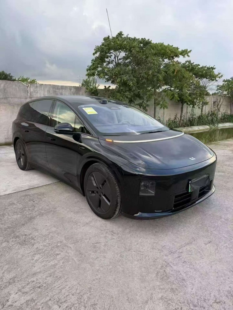 嘉兴26年理想i82