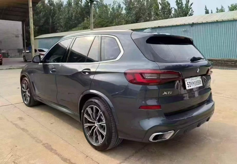 东营21年宝马X57