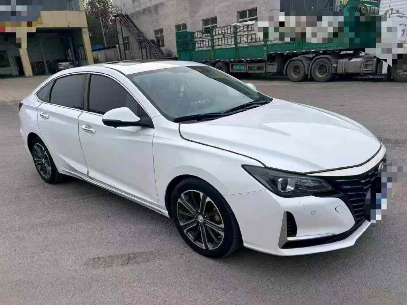保定22年長安汽車銳程3