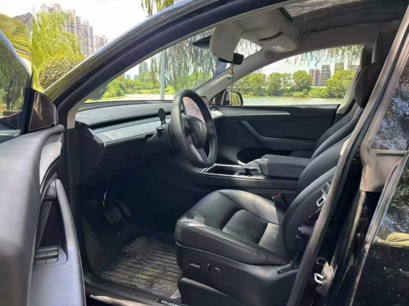 新余23年特斯拉MODEL Y6