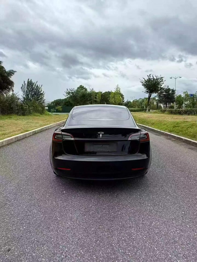 上饒23年特斯拉MODEL Y9