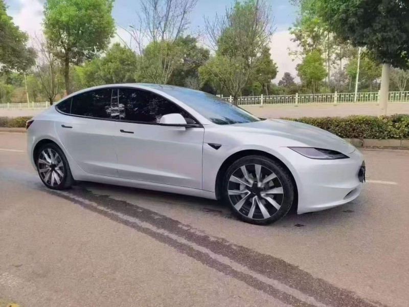 連云港25年特斯拉MODEL 33
