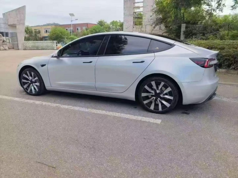 連云港25年特斯拉MODEL 38