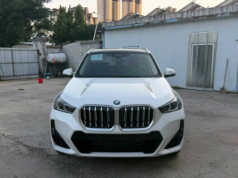 济宁24年宝马X11