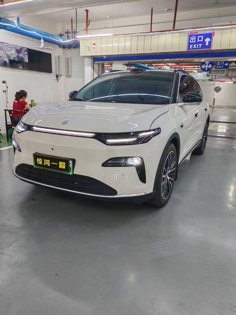 深圳26年零跑汽車C112