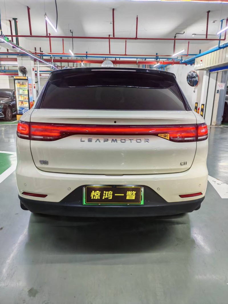 深圳26年零跑汽車C119