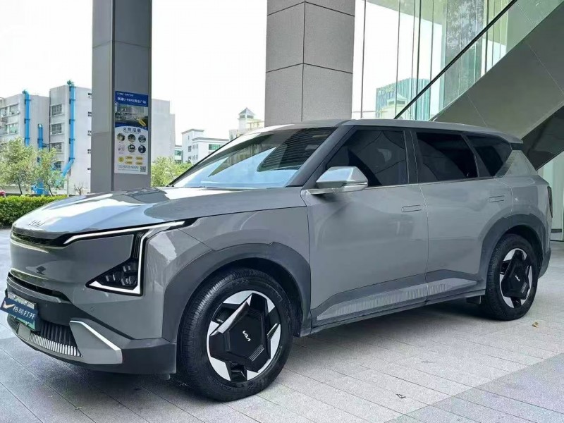 深圳25年起亚EV53