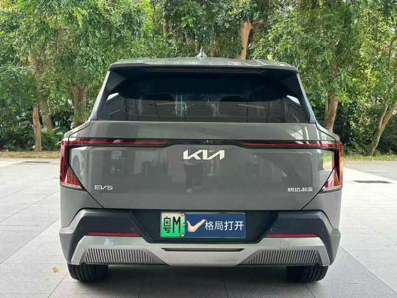 深圳25年起亚EV59