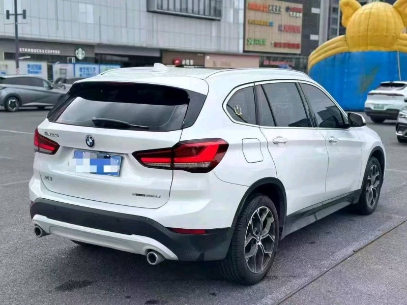 金华22年宝马X13