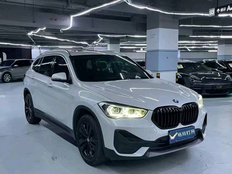 广州22年宝马X12