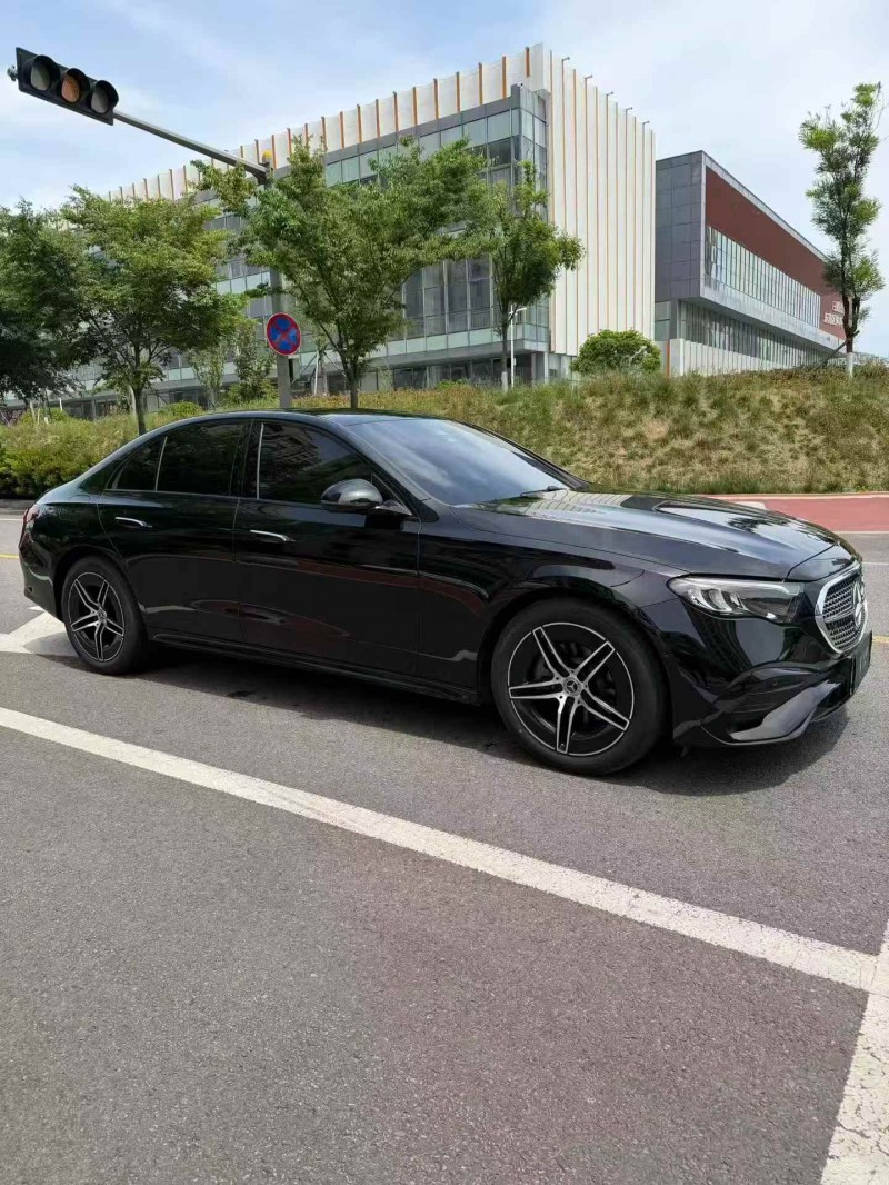 潍坊26年奔驰E3