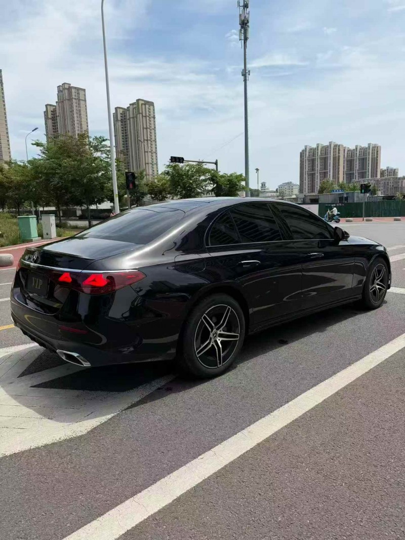 潍坊26年奔驰E8